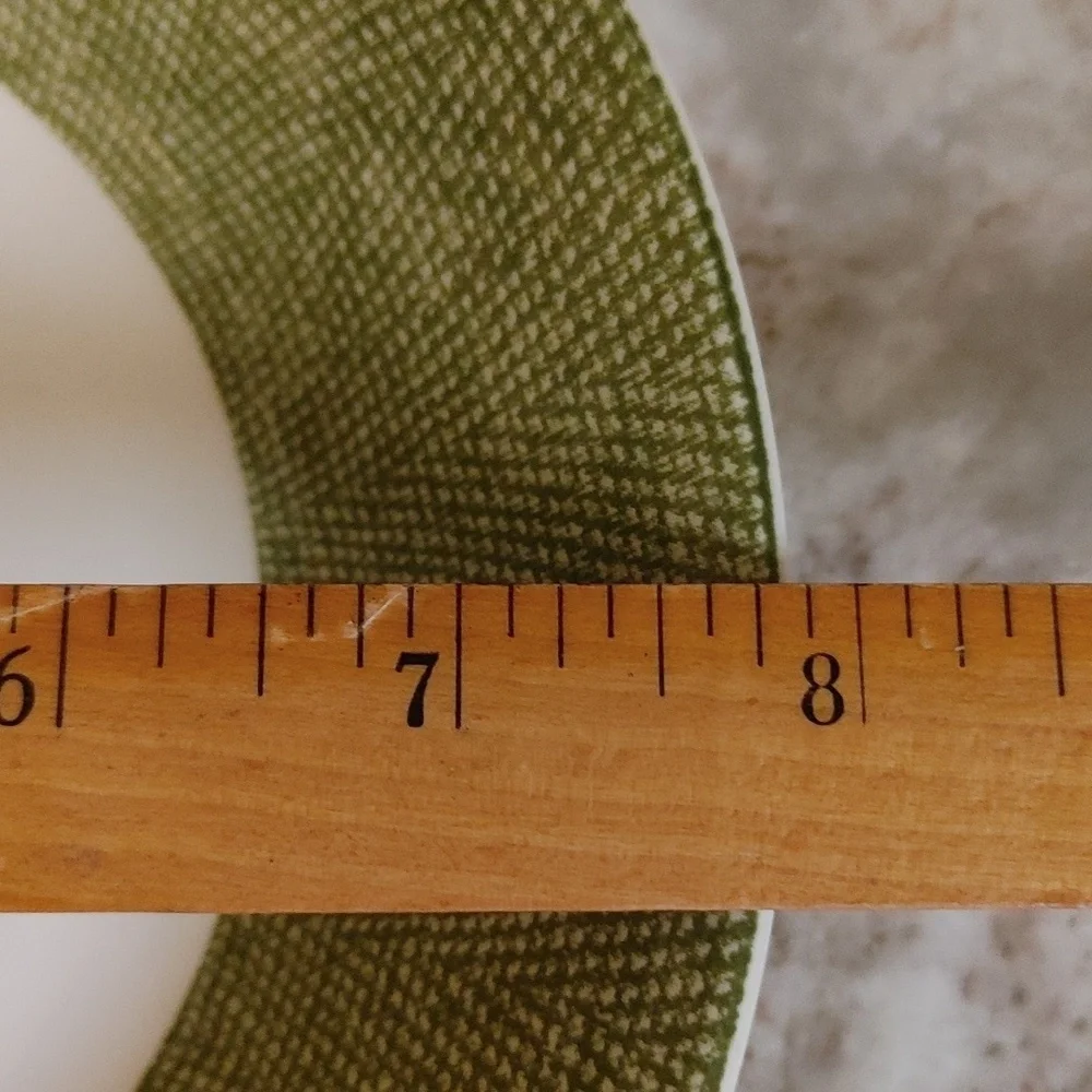2 Pier 1 England Angleterre Textured Bands 7.75